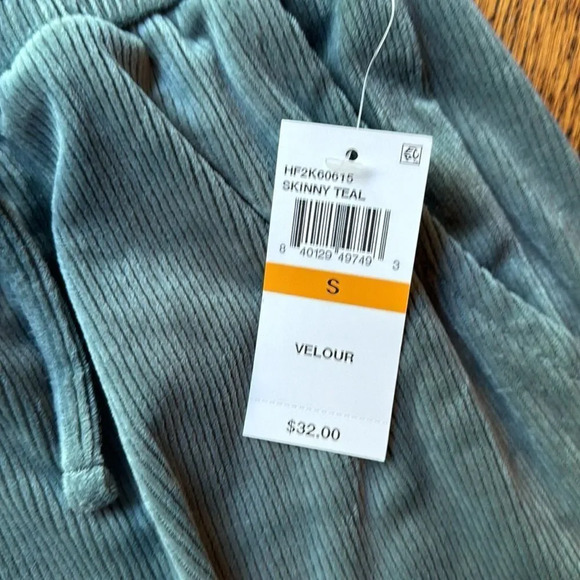 Hippie Rose skinny teal ribbed super soft, stretchy elastic waist boucle joggers - Picture 4 of 6